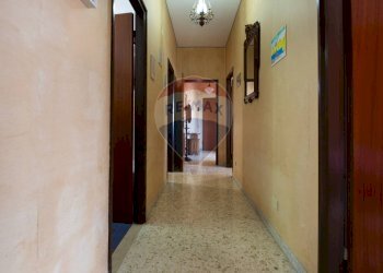 Hall / corridoio - Quadrilocale Via Pietro Falco
 
11, Chieti - foto 8