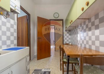 Sala da pranzo - Quadrilocale Via Pietro Falco
 
11, Chieti - foto 9