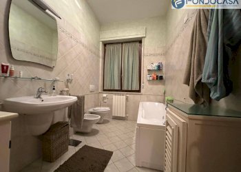 bagno - Three-room apartment Via ragazzi del 99, Seravezza - photo 17