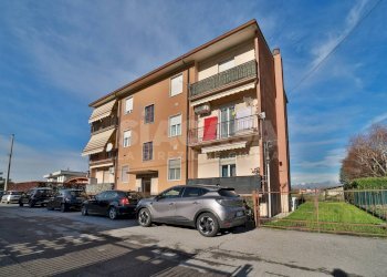 Foto 20 - Trilocale Via Garibaldi
 
8, Busnago - foto 20