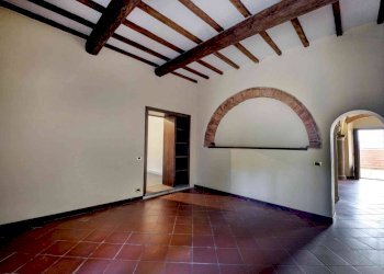 Foto 5 - Villa Via di Spazzavento
 
26, Scarperia e San Piero - photo 5