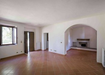 Foto 6 - Villa Via di Spazzavento
 
26, Scarperia e San Piero - photo 6