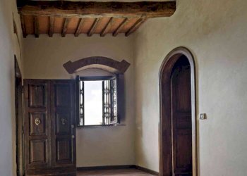 Foto 16 - Villa Via di Spazzavento
 
26, Scarperia e San Piero - photo 16