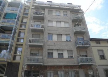 Facciata - Three-room apartment via Roasio, 3, Torino (neighborhood Campidoglio) - photo 1