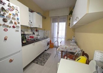 Cucina - Three-room apartment via Roasio, 3, Torino (neighborhood Campidoglio) - photo 7
