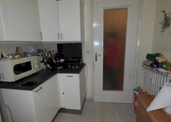 Cucina - Three-room apartment via Roasio, 3, Torino (neighborhood Campidoglio) - photo 10