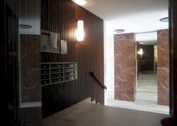 Interno palazzo - Three-room apartment via Roasio, 3, Torino (neighborhood Campidoglio) - photo 3