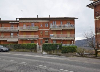 Facciata - Trilocale via Roccaforte, 3A, Villanova Mondovì - foto 1