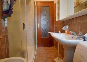 Bagno - Three-room apartment via Roccaforte, 3A, Villanova Mondovì - photo 9