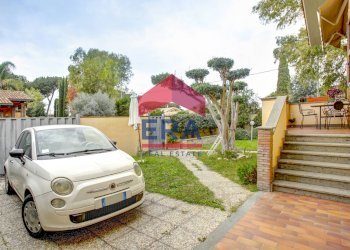 Esterno - Villa Via Boezi
 
14-16, Roma - foto 5