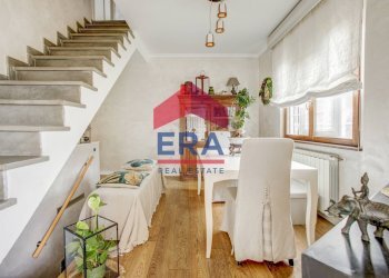 Scala soggiorno - Villa Via Boezi
 
14-16, Roma - foto 10