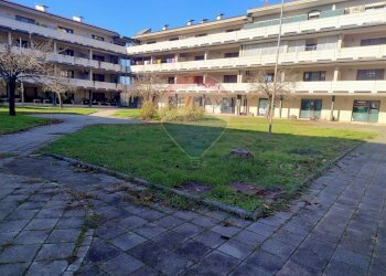 Edificio all\'aperto - Quadrilocale via Paolo VI
 
5, Carpenedolo - foto 30