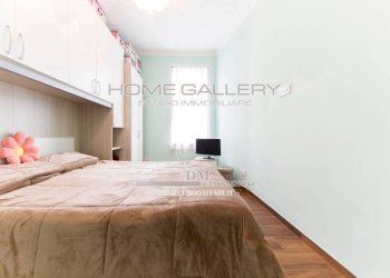 Camera da letto - Appartamento via Eugenio Baroni, 4, Genova (zona Albaro) - foto 20