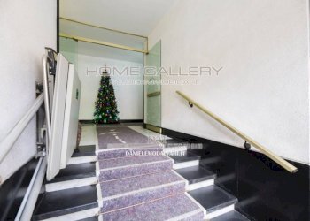 Interno palazzo - Appartamento via Eugenio Baroni, 4, Genova (zona Albaro) - foto 40