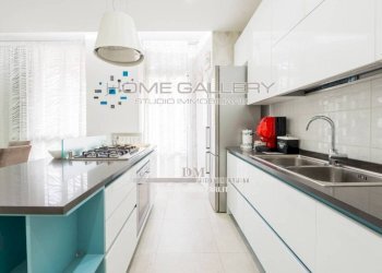 Cucina - Appartamento via Eugenio Baroni, 4, Genova (zona Albaro) - foto 8