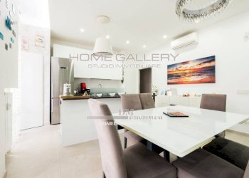 Cucina - Appartamento via Eugenio Baroni, 4, Genova (zona Albaro) - foto 1