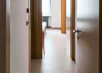 Corridoio - Two-room apartment via Gioberti, 51, Torino (neighborhood Crocetta) - photo 4