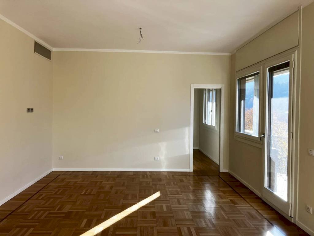 Cucina - Trilocale corso Vittorio Emanuele II, 18, Torino (zona Centro) - foto 3