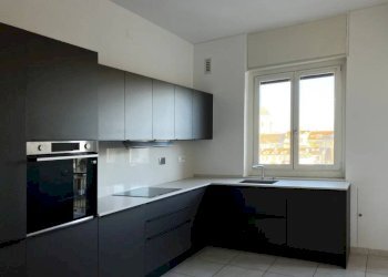 Cucina - Trilocale corso Vittorio Emanuele II, 18, Torino (zona Centro) - foto 15