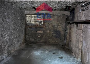 Foto 6 - Box via del Canalicchio
 
19, Catania - foto 6