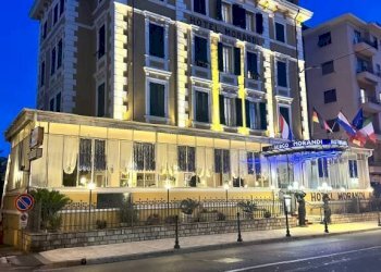 Facciata - Hotel Lungomare Imperatrice, 1, Sanremo - foto 3