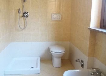 Bagno - Shop via Vigone, 47, Pinerolo - photo 10