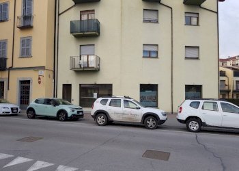 Facciata - Ufficio via Vigone, 45, Pinerolo - foto 6