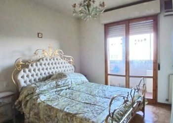 Camera da letto - Appartamento via Donato Bramante, Firenze - foto 8