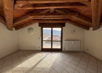 Soggiorno - Attico via Nazionale, 126, Pinasca - foto 1