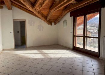 Soggiorno - Attico via Nazionale, 126, Pinasca - foto 2