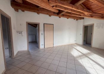 Soggiorno - Attico via Nazionale, 126, Pinasca - foto 4