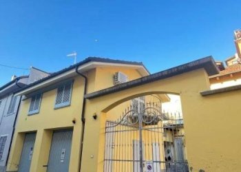 Facciata - Bilocale San Damiano d'Asti - foto 1