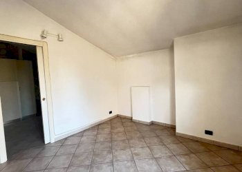 Camera da letto - Bilocale San Damiano d'Asti - foto 18