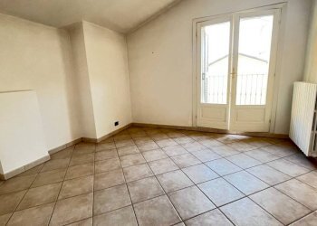 Camera da letto - Two-room apartment San Damiano d'Asti - photo 24
