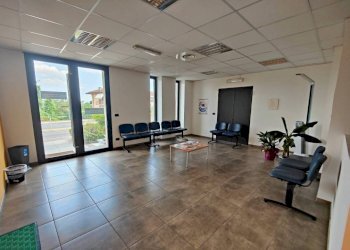 Interno non residenziale - Office via Chieri, 62, Pino Torinese - photo 2