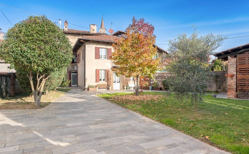 Giardino - Villa via Cesare Benevello, Rivalta di Torino - foto 2