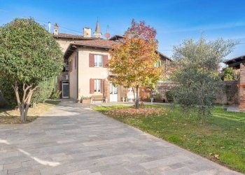 Giardino - Villa via Cesare Benevello, Rivalta di Torino - foto 2