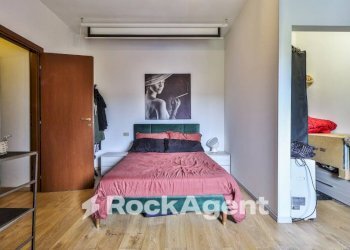 Camera da letto - Bilocale via del Triumvirato, 43, Bologna (zona Borgo Panigale) - foto 14