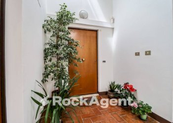 Interno palazzo - Bilocale via del Triumvirato, 43, Bologna (zona Borgo Panigale) - foto 18