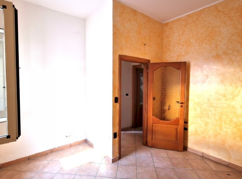 Casa indipendente Mondragone - foto 2