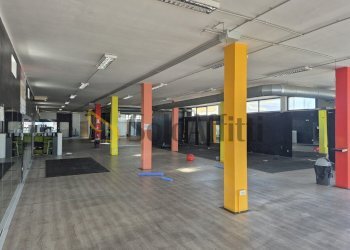 20251009_095629.jpg - Locale Commerciale Montesilvano - foto 10