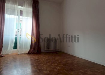 Camera.jpg - Trilocale Via Giacomo Matteotti, Parabiago - foto 7