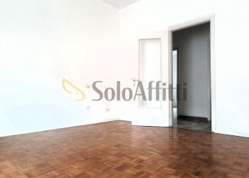 Camera.jpg - Trilocale Via Giacomo Matteotti, Parabiago - foto 8