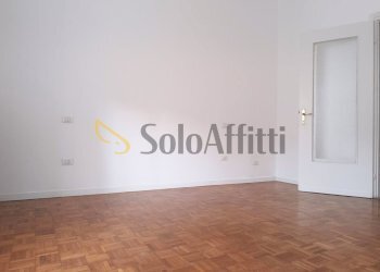 Camera.jpg - Trilocale Via Giacomo Matteotti, Parabiago - foto 21