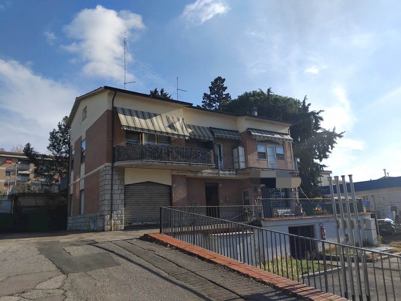 facciata - Trilocale Via Settevalli 296, Perugia - foto 3