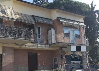 facciata - Trilocale Via Settevalli 296, Perugia - foto 4