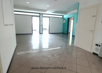 ingresso - Ufficio Via Nazario Sauro 162, San Benedetto del Tronto - foto 1