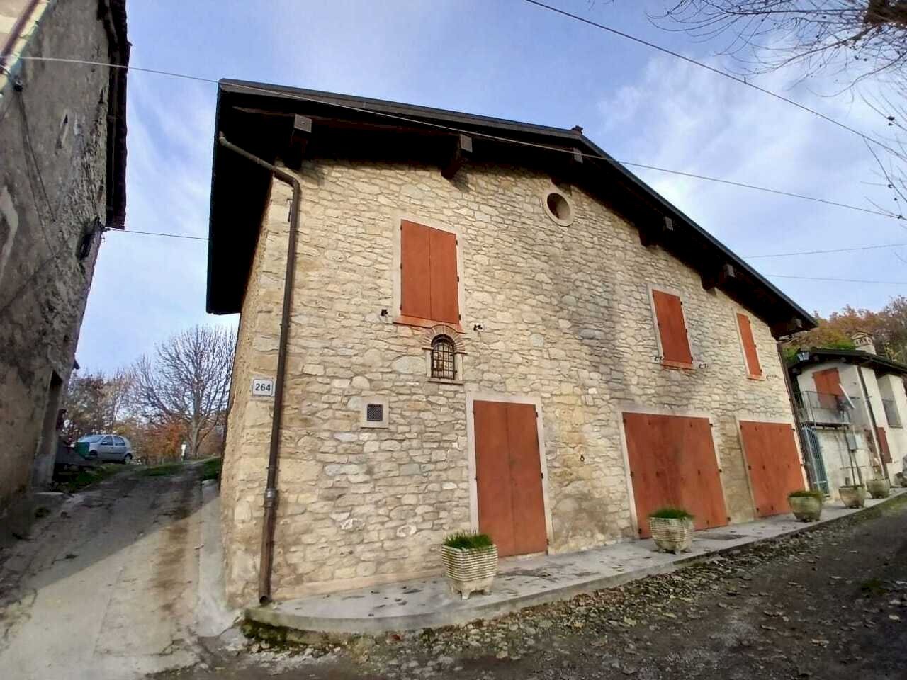 WhatsApp Image 2025-12-10 at 11.11.21 (1).jpeg - Casale Via I Maggio 381, Guiglia - photo 3