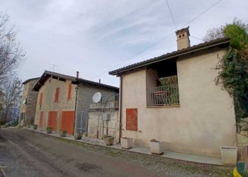 WhatsApp Image 2025-12-10 at 11.11.20.jpeg - Casale Via I Maggio 381, Guiglia - foto 1