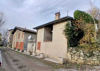 WhatsApp Image 2025-12-10 at 11.11.21.jpeg - Casale Via I Maggio 381, Guiglia - foto 8